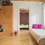 Theodori House
